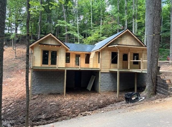 1710 Orchard Dr, Sevierville, TN 37876