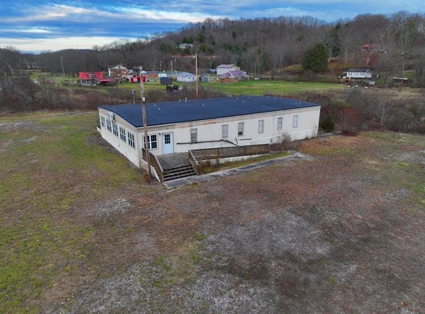 264 COAL RIVER ROAD, GLEN DANIEL, WV 25844