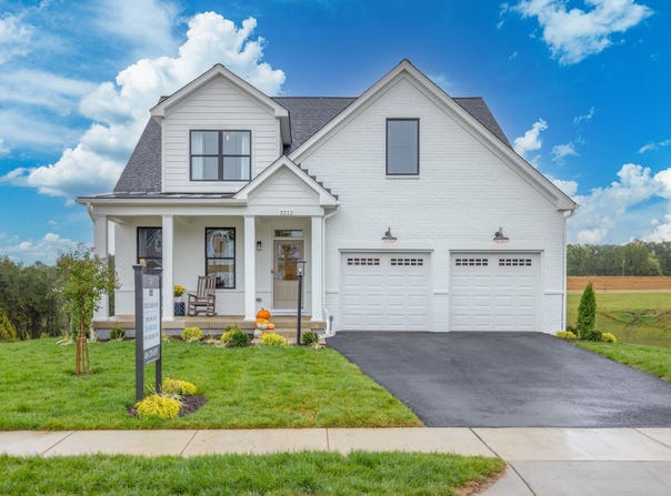 2E CORSHAM ST, CROZET, VA 22932