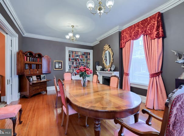 4 S 4TH STREET, LEBANON, PA 17042