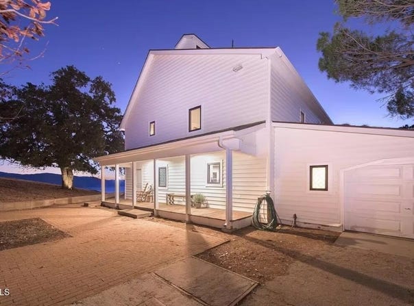 30508 Buckskin Drive, Tehachapi, CA 93561