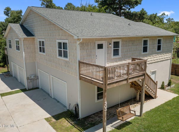 303 Osprey Ridge Drive, Emerald Isle, NC 28594