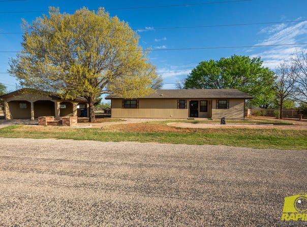 220 Mcdowell Street, Bronte, TX 76933