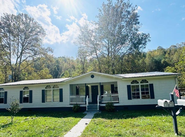 661 Upper Rader Road, Manchester, KY 40962