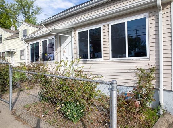 974 Manton Avenue, Providence, RI 02909