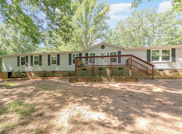4032 Royal Oak Drive, Franklinton, NC 27525
