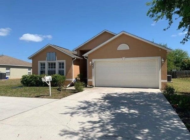 237 NW Bayshore Boulevard, Port Saint Lucie, FL 34983
