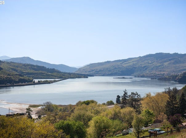Columbia Dr, Lyle, WA 98635