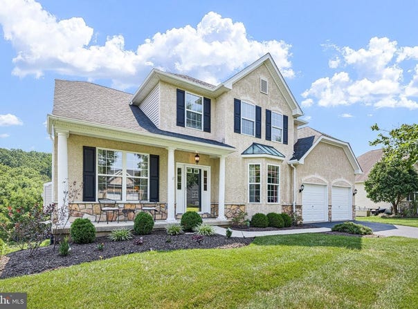 423 WESTVIEW DR, AVONDALE, PA 19311