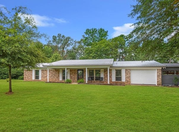 2461 County Road 4916, Timpson, TX 75975