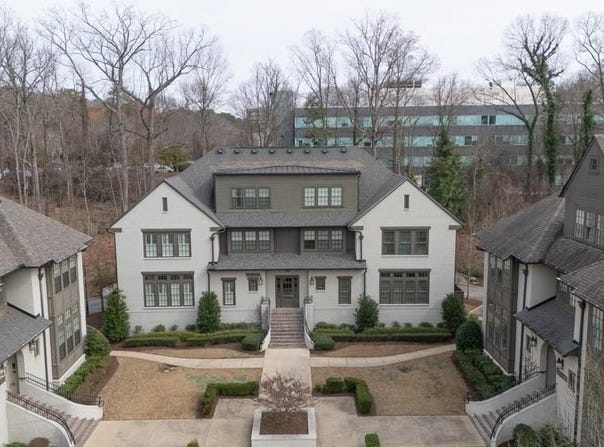 6711 Cadence Boulevard, Sandy Springs, GA 30328