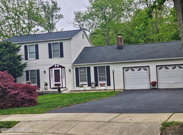 40 Birch Drive, Freehold, NJ 07728