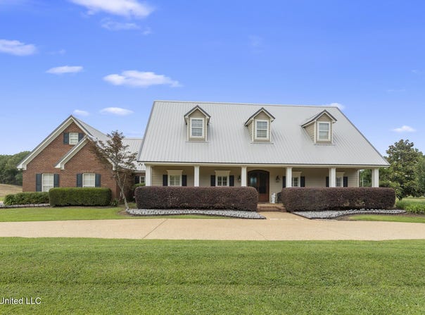 1600 Wright Road, Raymond, MS 39154