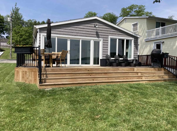 635 Lane 101 Hamilton Lake, Hamilton, IN 46742