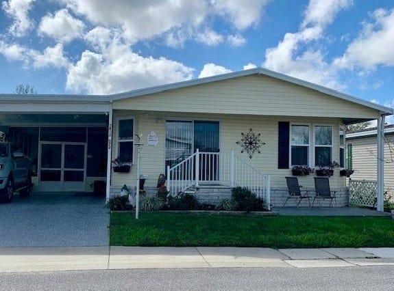 5812 Naples Dr, Zephyrhills, FL 33540