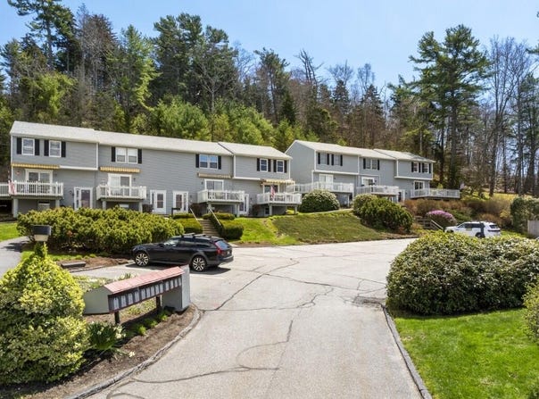 96 Atlantic Avenue, Boothbay Harbor, ME 04538