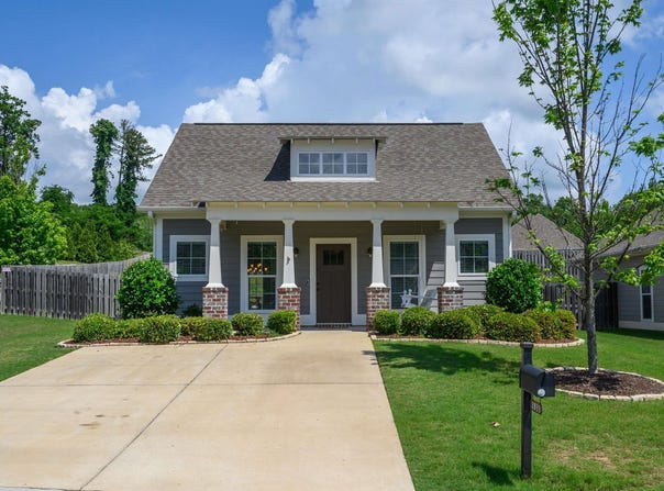 2833 MONTEVALLO PARK ROAD, IRONDALE, AL 35210