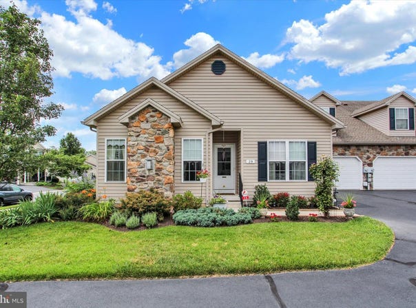 29 IVY LANE, GETTYSBURG, PA 17325