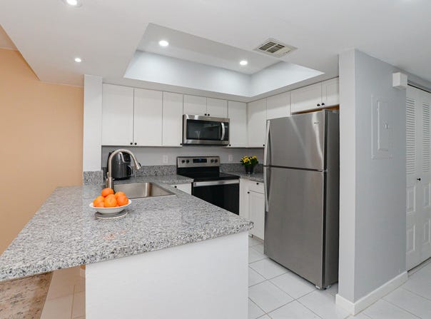 1530 SE Royal Green Circle, Port Saint Lucie, FL 34952