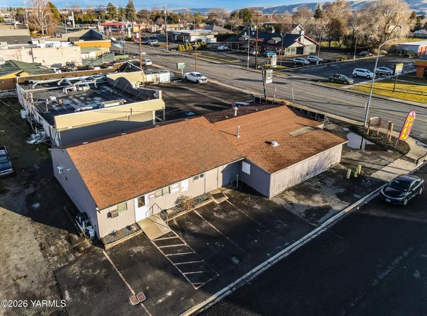 4813 Tieton Dr, Yakima, WA 98908