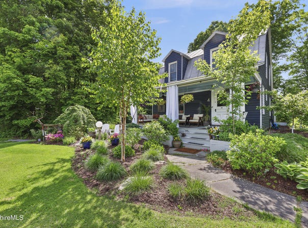4 Lenox Rd, West Stockbridge, MA 01266