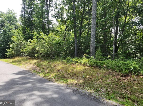 409 STALLION Lane, LUSBY, MD 20657