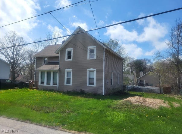 1774 Coventry Street, Akron, OH 44301