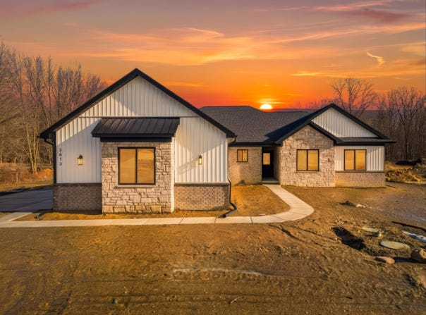 3613 Bethuy Road, Casco, MI 48064