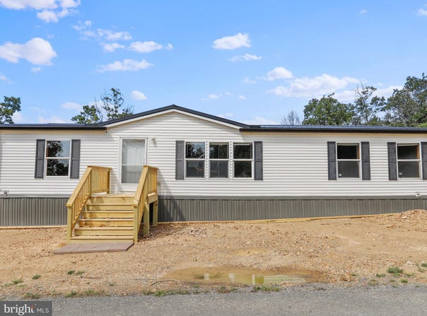 226 EMILY COURT, SHANKS, WV 26761