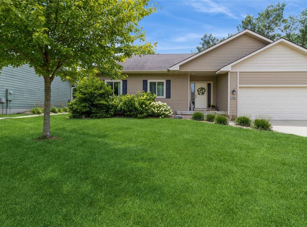 1705 Court Street, Adel, IA 50003
