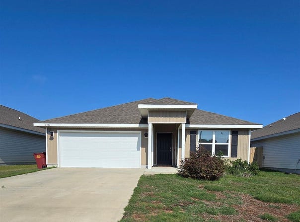 4384 White Cedar Ct, Pace, FL 32571