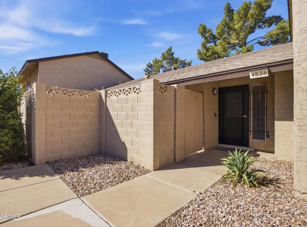 4536 W Continental Drive, Glendale, AZ 85308