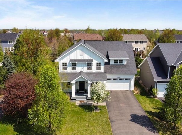 11464 Wagon Wheel Curve, Woodbury, MN 55129