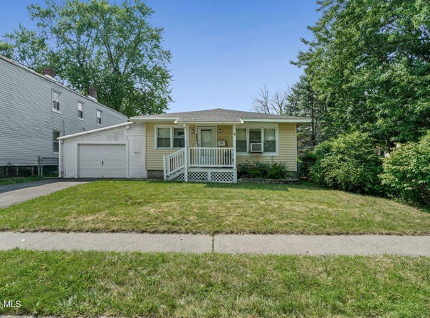 717 5th Avenue, Watervliet, NY 12189