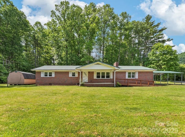 767 Brushy Creek Road, Spruce Pine, NC 28777