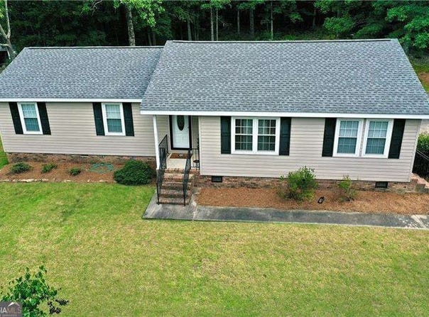 12 Indian River, Lindale, GA 30147