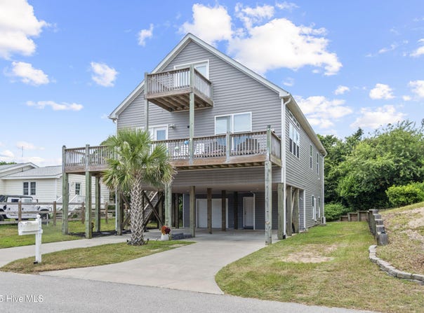 127 Eastview Drive, Emerald Isle, NC 28594