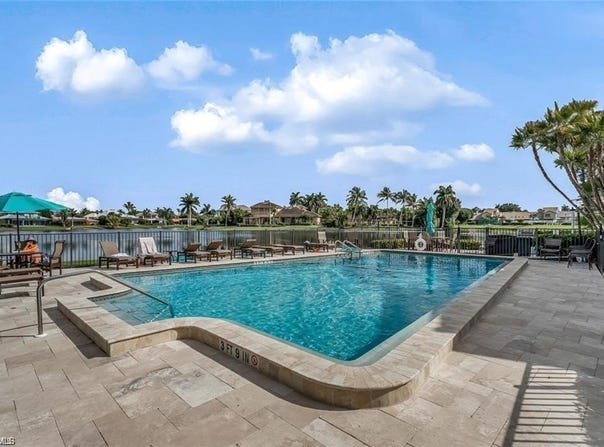 4170 Crayton Rd, NAPLES, FL 34103
