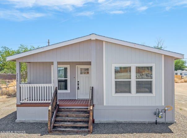 2550 Pueblo Street, Silver Springs, NV 89429