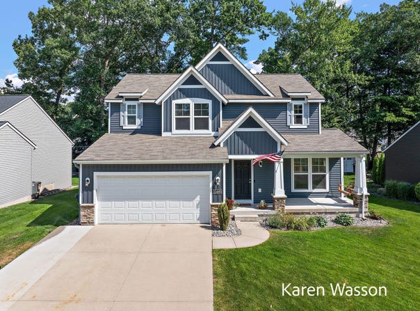 13485 Stafford Drive, Nunica, MI 49448