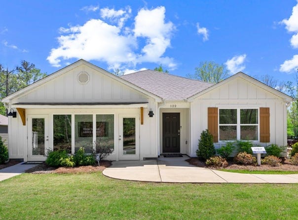 122 Halifax Lane, Chelsea, AL 35043
