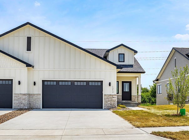 1202 Westview Drive, Huxley, IA 50124