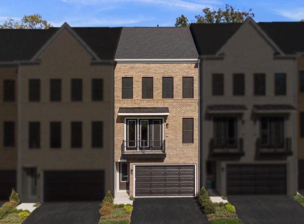 42197 SHINING STAR Square, ASHBURN, VA 20148