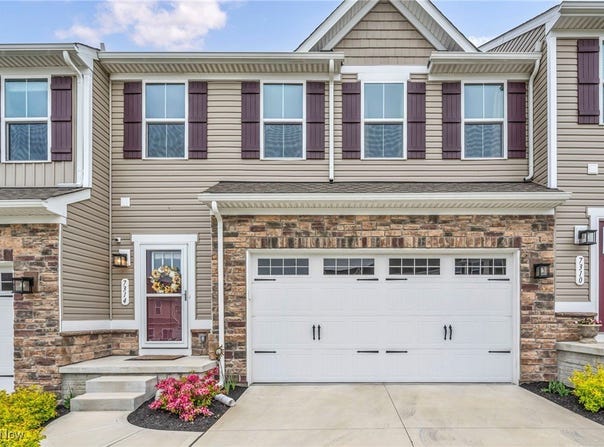 7314 Hillshire Dr, Concord, OH 44077