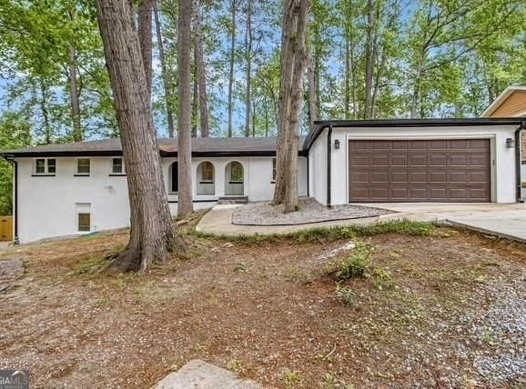 3185 Hammarskjold, East Point, GA 30344