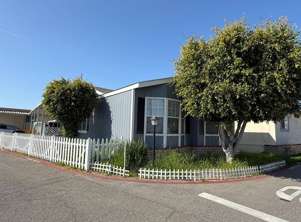 6301 Warner Ave, Huntington Beach, CA 92647