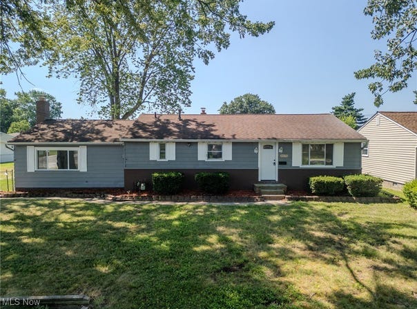 34690 Beach Park Avenue, Eastlake, OH 44095