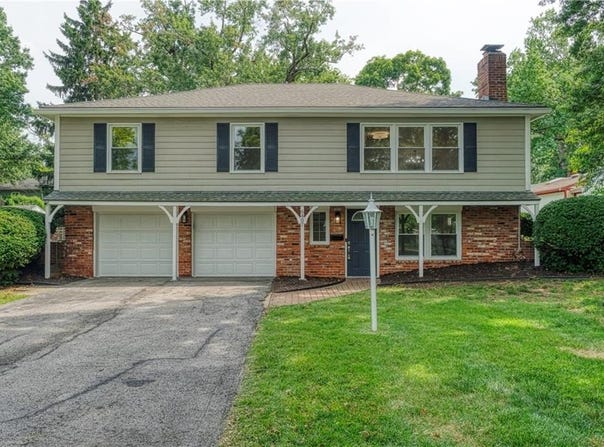 6407 W 83rd Street, Overland Park, KS 66204