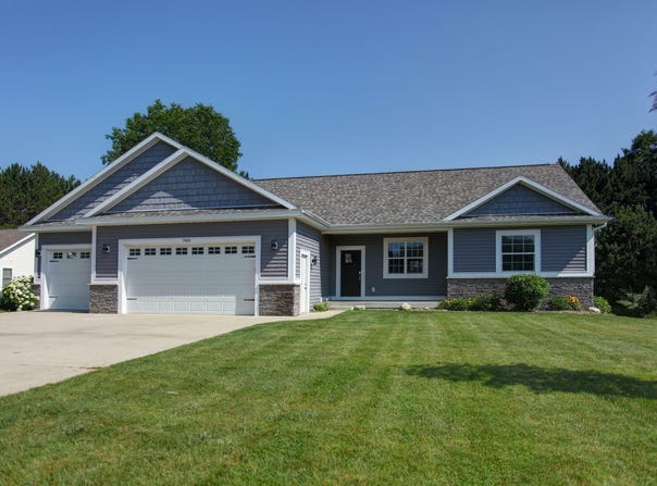 7450 BRIAR RIDGE DRIVE, TRAVERSE CITY, MI 49685