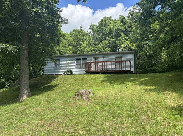 14836 Drummond Road, Three Rivers, MI 49093